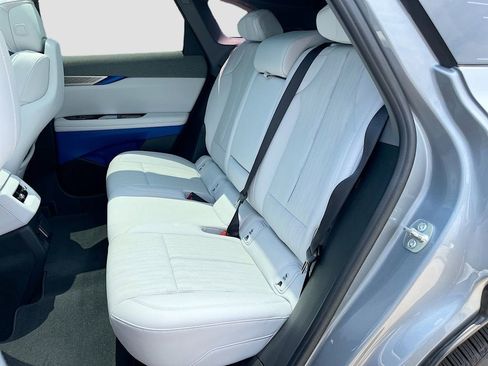 New 2025 Cadillac Optiq Sport 2 w/ LPO, Floor Liner Package AWD/4WD image 30