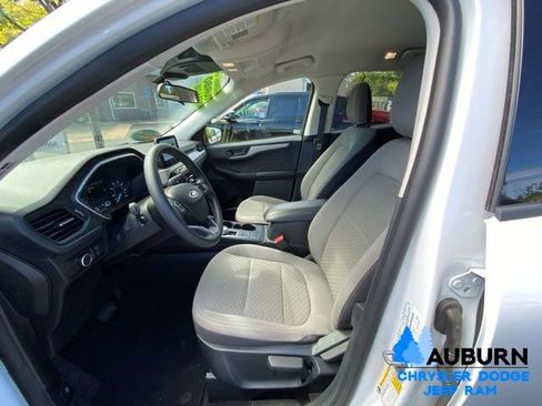 Used 2022 Ford Escape SE FWD image 24
