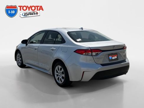 Certified 2026 Toyota Corolla LE FWD image 3