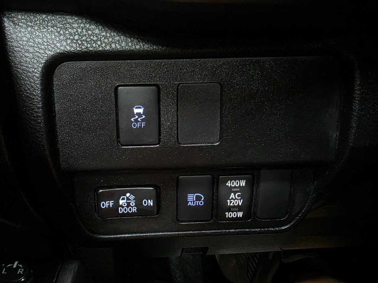 Used 2020 Toyota Tacoma TRD Sport AWD/4WD image 39