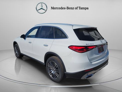 Used 2026 Mercedes-Benz GLC 300 GLC 300 image 3
