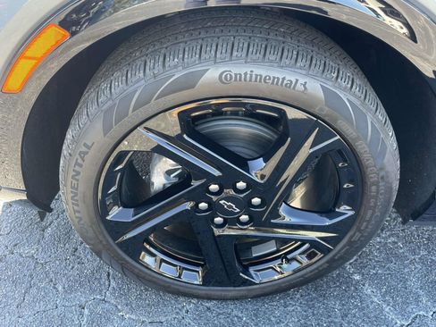 Used 2024 Chevrolet Equinox EV RS image 9