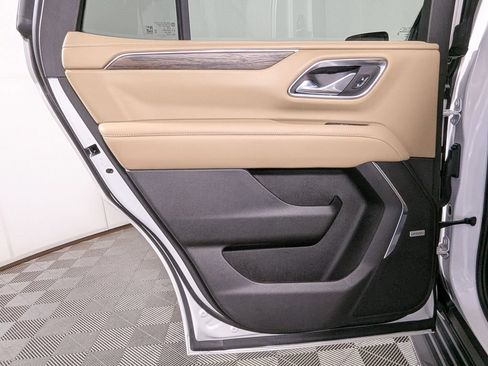 Used 2024 Chevrolet Tahoe Premier RWD image 42