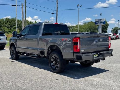 Used 2023 Ford F250 Lariat w/ Lariat Ultimate Package AWD/4WD image 5