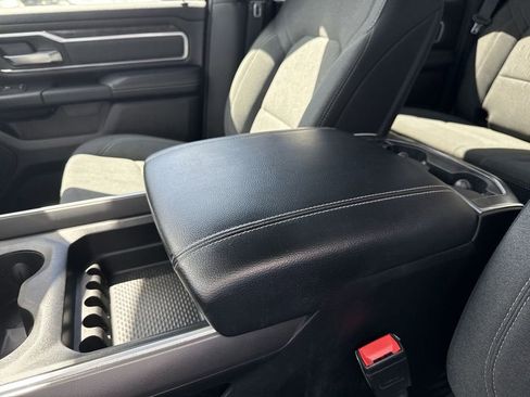 Used 2022 RAM 1500 Big Horn AWD/4WD image 25