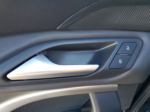 Used 2025 Audi Q5 Premium w/ Convenience Package image 17