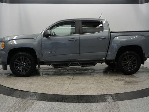 Used 2020 GMC Canyon SLE w/ Elevation Edition image 3