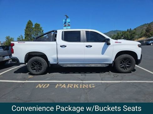 Used 2019 Chevrolet Silverado 1500 LT Trail Boss AWD/4WD image 3