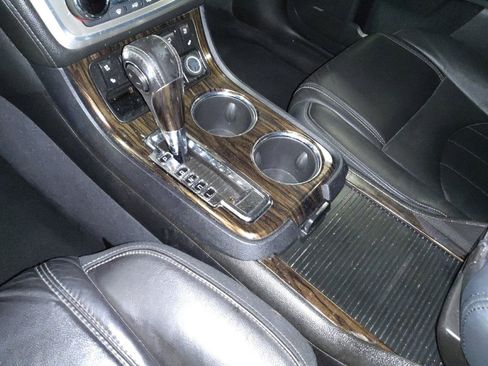 Used 2016 GMC Acadia Denali image 26