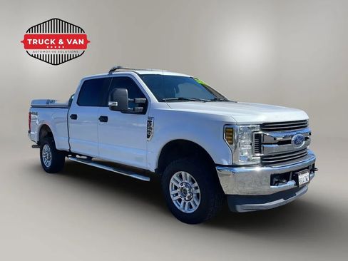 Used 2019 Ford F250 XL w/ STX Appearance Package AWD/4WD image 8