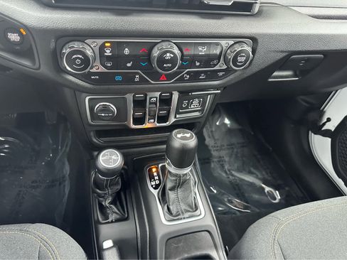 Used 2024 Jeep Wrangler Sport S w/ Convenience Group image 16