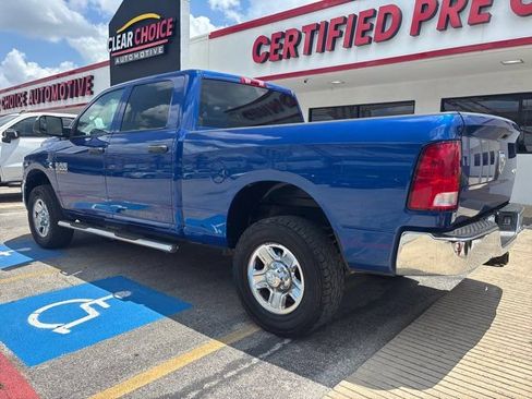 Used 2015 RAM 2500 Tradesman w/ Chrome Appearance Group AWD/4WD image 4