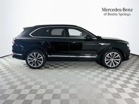 Used 2021 Bentley Bentayga AWD/4WD image 8