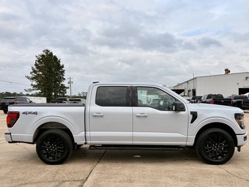 Certified 2025 Ford F150 XLT w/ Equipment Group 302A MID AWD/4WD image 5