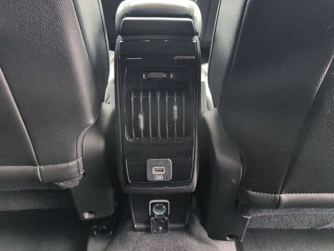 Used 2024 Jeep Compass Limited image 16