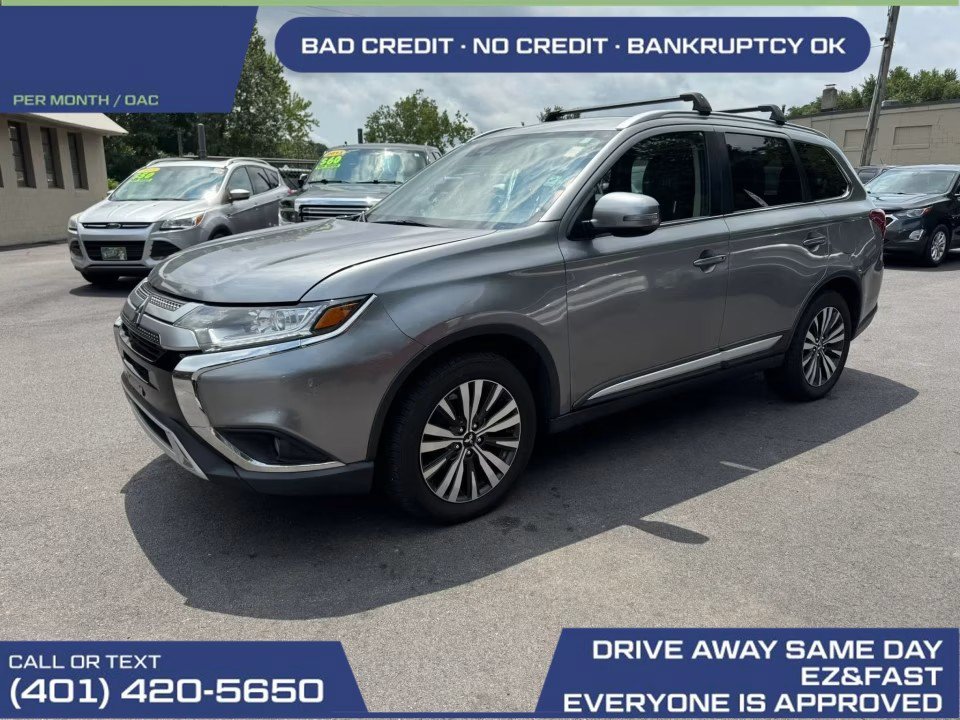 Used 2020 Mitsubishi Outlander SE AWD/4WD image 3