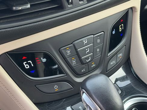 Used 2017 Buick Envision Preferred image 22