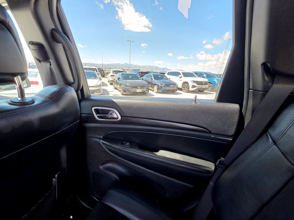 Used 2019 Jeep Grand Cherokee Altitude RWD image 18