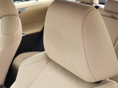 Certified 2025 Toyota RAV4 XLE w/ Convenience Package FWD image 13