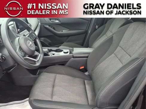 Used 2024 Nissan Rogue SV AWD/4WD image 20