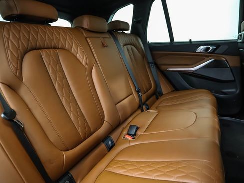 Certified 2023 BMW X5 M50i w/ Executive Package image 28