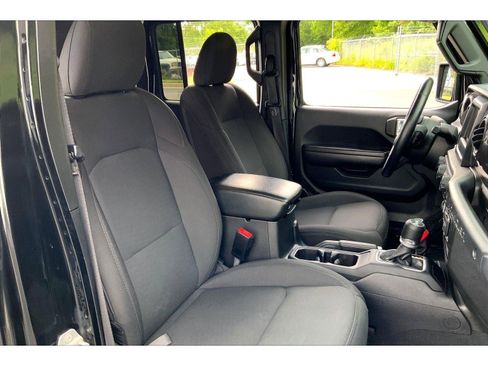 Used 2021 Jeep Wrangler Unlimited Sport AWD/4WD image 7