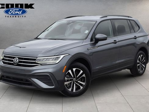 Used 2023 Volkswagen Tiguan S w/ Driver Assistance Package FWD image 1