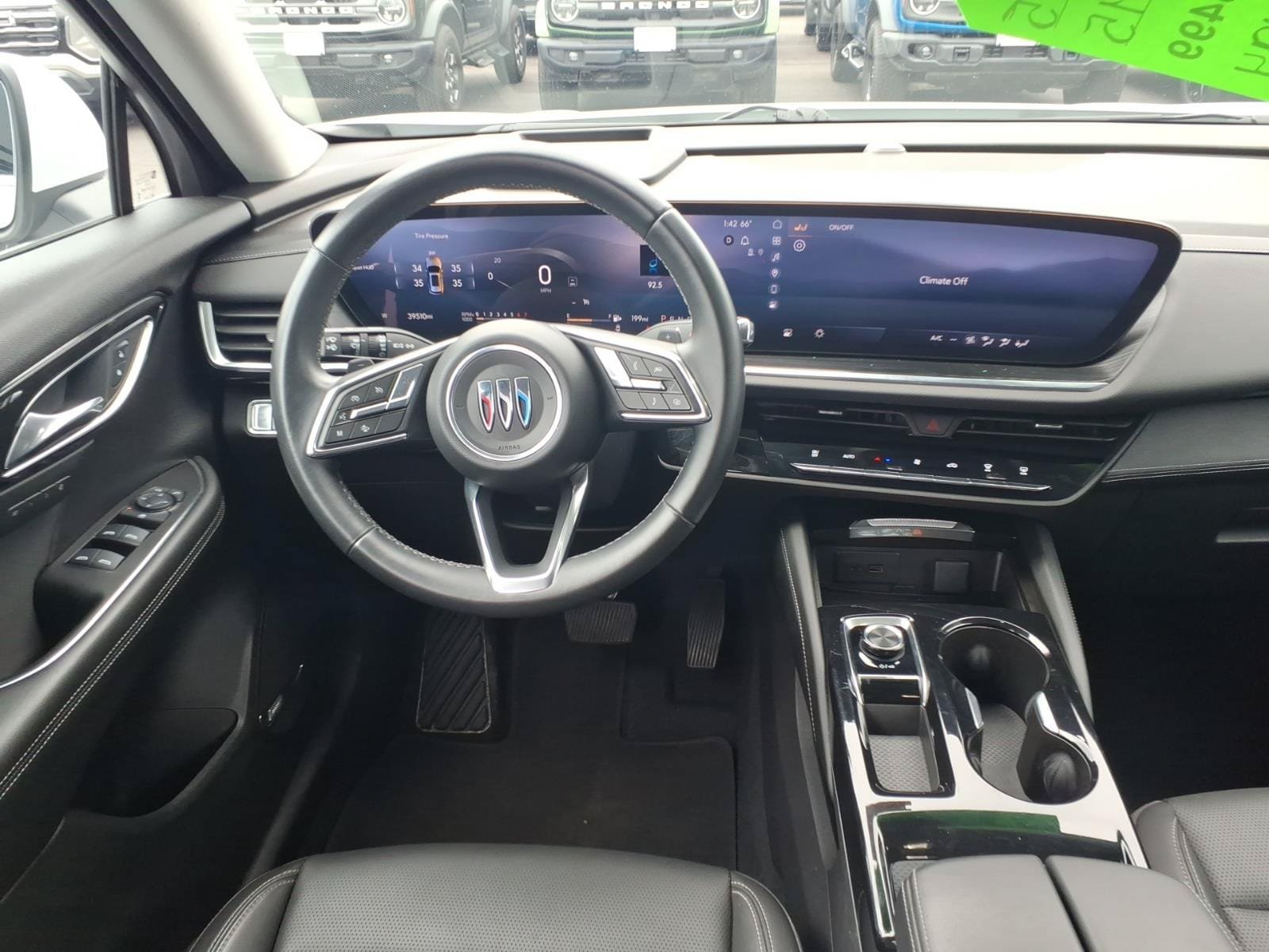 Used 2024 Buick Envision Preferred AWD/4WD image 9