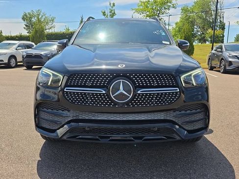 Used 2022 Mercedes-Benz GLE 450 4MATIC w/ AMG Line Exterior image 8