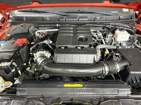 Used 2024 Nissan Frontier SV w/ SV Convenience Package RWD image 31