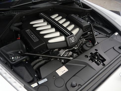 Used 2013 Rolls-Royce Ghost RWD image 42