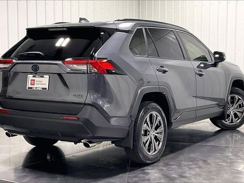 Used 2023 Toyota RAV4 XLE Premium AWD/4WD image 12