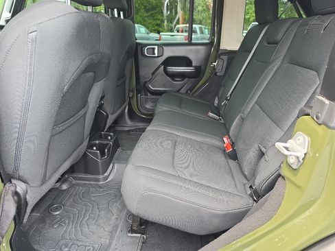 Used 2021 Jeep Wrangler Unlimited Sport AWD/4WD image 17