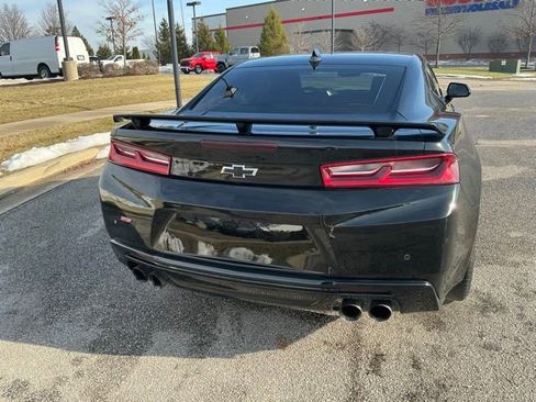 Used 2017 Chevrolet Camaro SS image 11