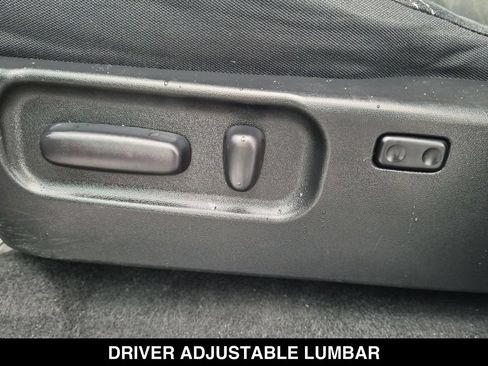 Used 2021 Toyota Tacoma TRD Sport AWD/4WD image 19