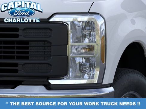 New 2026 Ford F250 XL w/ XL Driver Assist Package AWD/4WD image 13