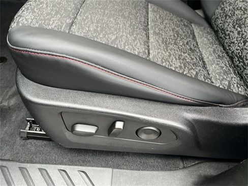 Certified 2023 Chevrolet Colorado Z71 w/ Z71 Convenience Package 2 image 14