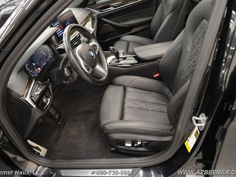 Used 2023 BMW 530i w/ M Sport Package RWD image 15