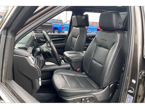 Used 2021 GMC Yukon XL Denali AWD/4WD image 27