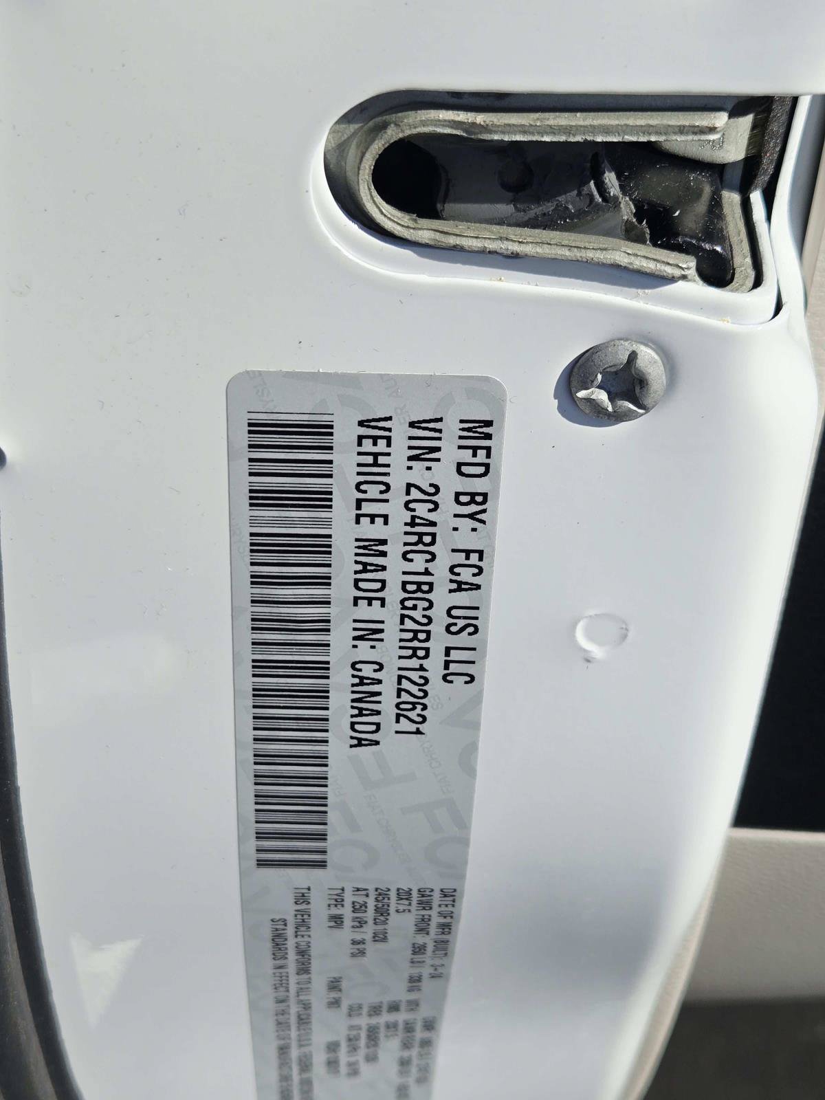 Used 2024 Chrysler Pacifica Touring-L FWD image 42