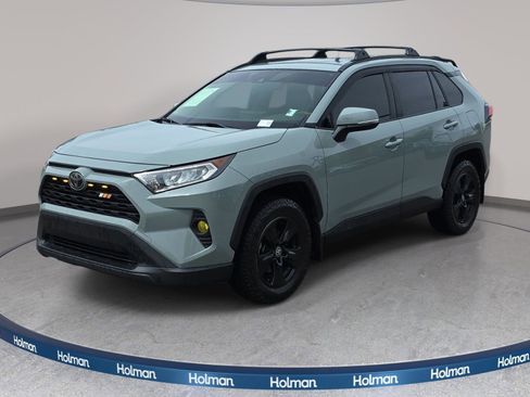 Used 2021 Toyota RAV4 XLE w/ Convenience Package AWD/4WD image 1