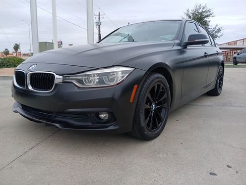 Used 2016 BMW 320i Sedan image 3