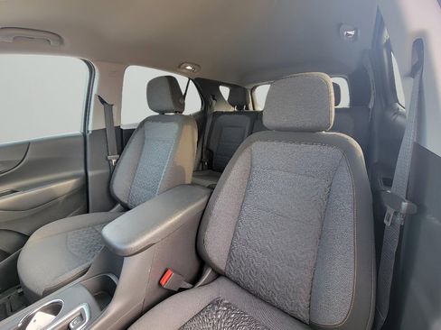 Used 2024 Chevrolet Equinox LT w/ LPO, Floor Liner Package FWD image 11