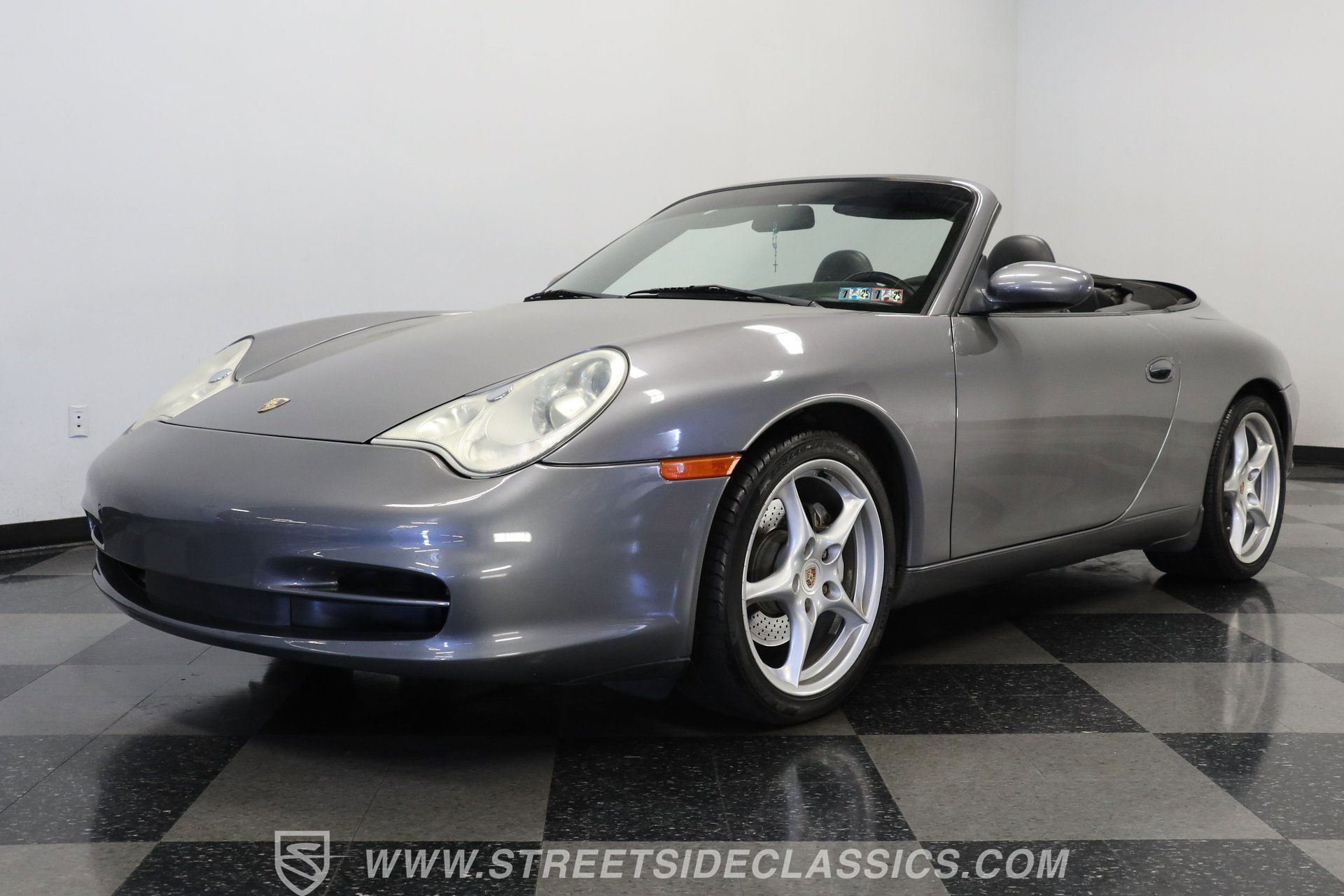 Used 2002 Porsche 911 Carrera 4 AWD/4WD image 21