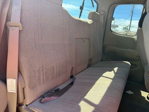 Used 2001 Toyota Tundra SR5 image 16
