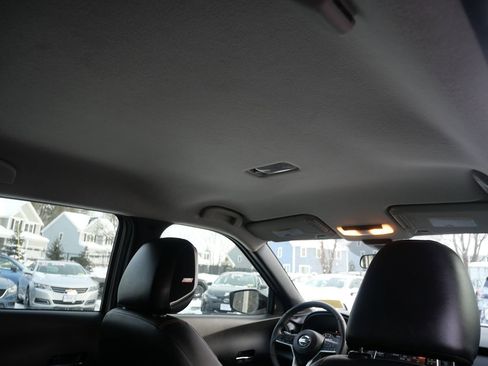 Used 2020 Nissan Kicks SR w/ SR Premium Package image 26