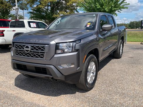 Used 2023 Nissan Frontier SV w/ SV Convenience Package AWD/4WD image 4