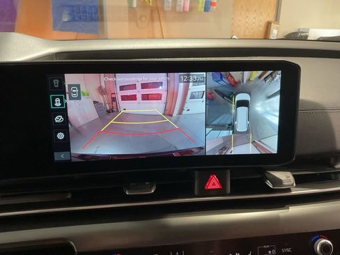 New 2026 Kia Carnival SX Prestige FWD image 18