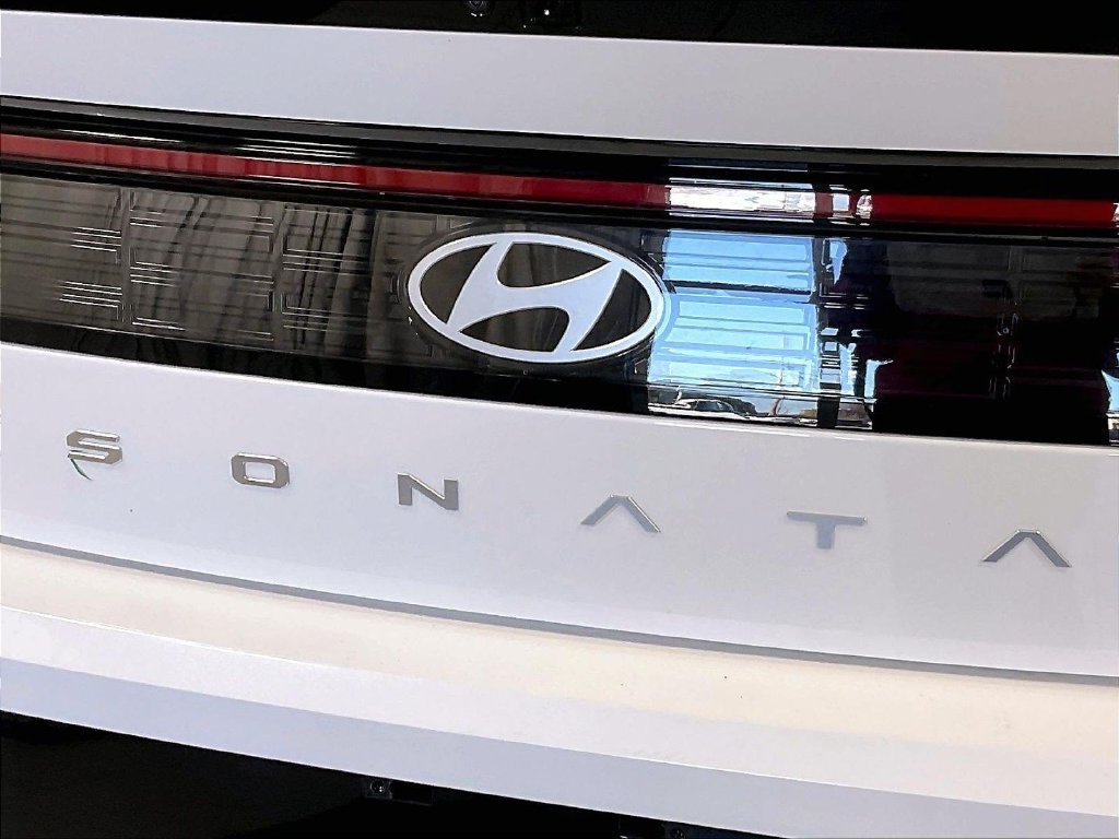 Used 2026 Hyundai Sonata SEL FWD image 28