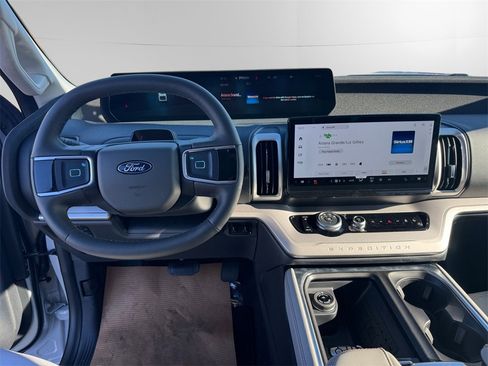 New 2025 Ford Expedition Max Active image 10
